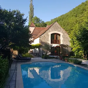Le Moulin De Jules Et Akasha , Murat Frankrijk